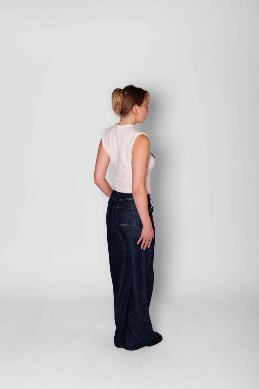 THE LOGO KNIT TOP