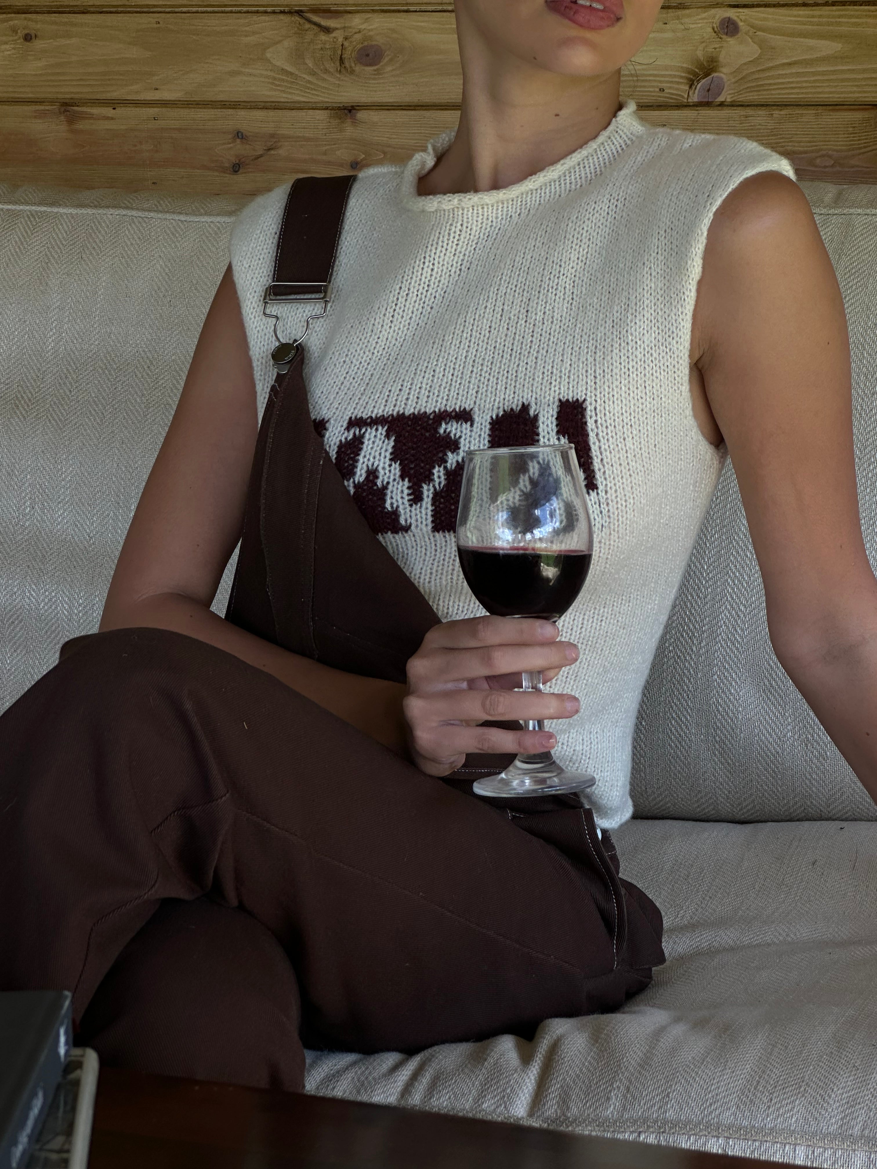 THE LOGO KNIT TOP – The New Archive